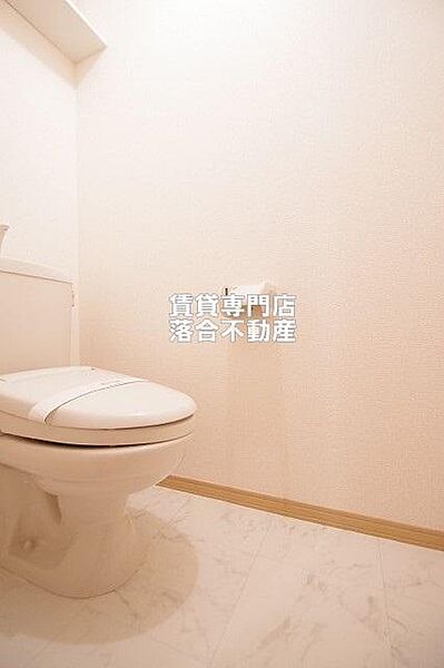 画像12:清潔感のあるトイレ