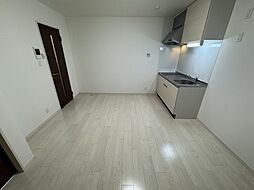 近鉄大阪線 今里駅 徒歩9分の賃貸アパート 1階1LDKのリビング/ダイニング