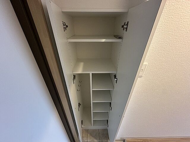 収納