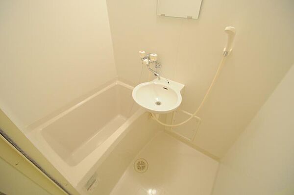 画像3:お風呂とトイレ別々です。