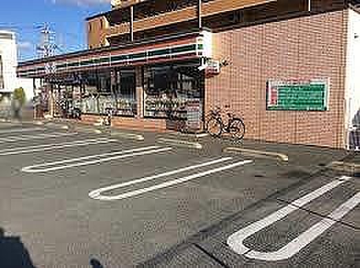 画像12:セブンイレブン姫路岡田店  300m