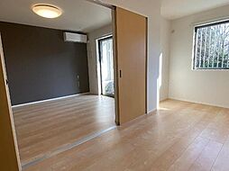 フォレストヴィラIII 2階2LDKのリビング/ダイニング