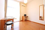 1Ｆはフローリング仕様・2Ｆは絨毯仕様になります。