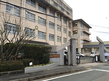 福岡市立野間中学校 550m