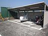 駐車場：〜バイク置場〜屋根が付いておりますので、大切なバイクを雨から守ることができます。最新の空き状況に関しましては日々変動しますので、お気軽にお問い合わせくださいませ。