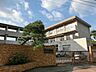 周辺：あやめが丘小学校(720m)