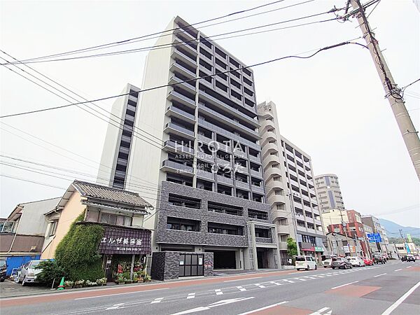 LEGEND TAKAMI ｜福岡県北九州市八幡東区荒生田3丁目(賃貸マンション2LDK・4階・64.12㎡)の写真 その1