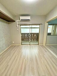 ウイングス西本町 11階2LDKのリビング/ダイニング