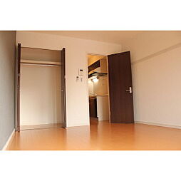 フォレストメゾン 205 2階1Kのリビング/ダイニング