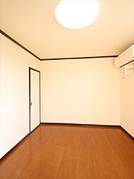 グリーンハイツ新宿 202号室 2階1Kのリビング/ダイニング