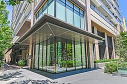 洗練されたエントランス部分