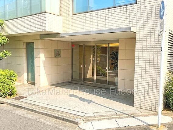オートロックが...