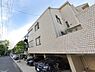 外観：閑静な住宅街に位置しておりペット飼育可能です。