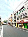 前面道路も広く...