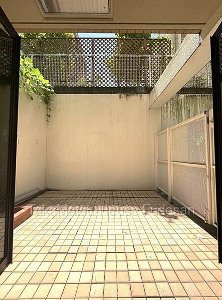 バルコニーを拡大表示