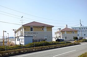 グランモア那賀川　B棟 105 ｜ 徳島県阿南市那賀川町工地239-3（賃貸アパート2LDK・1階・59.90㎡） その1