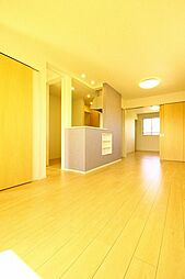 メゾン・ド・グラン 204 2階2LDKのリビング/ダイニング