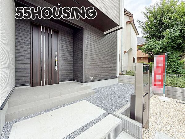 玄関を拡大表示