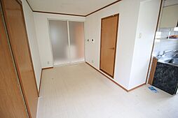 トレスプエンテ　B 201 2階3LDKのリビング/ダイニング