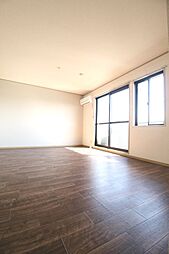 デビューOne　A棟 301 3階2LDKのリビング/ダイニング