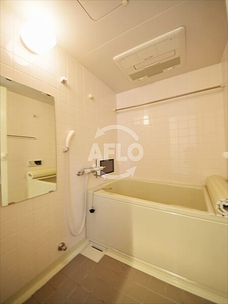 画像7:Zeus難波CUBE（ゼウス難波キューブ）　浴室換気乾燥暖房機付バスルーム