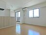 室内：写真は別のお部屋のイメージです