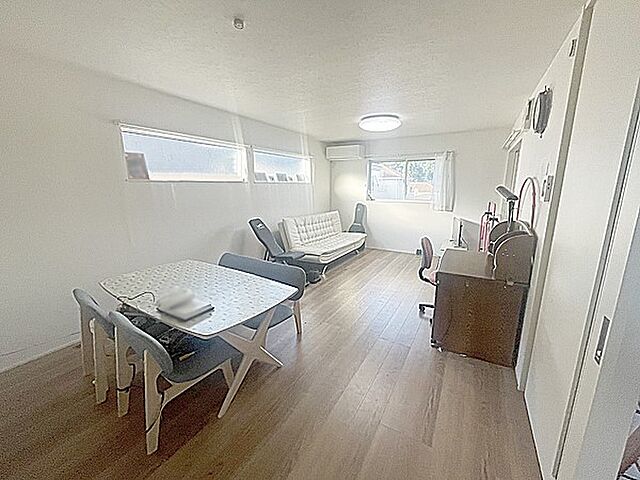 リビング/ダイニング 青梅市梅郷2丁目