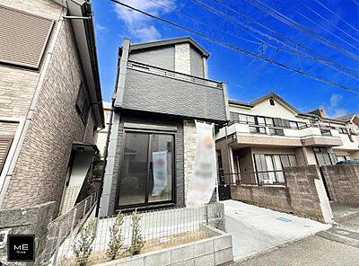 外観:1号棟 ■暮らしを彩る充実した設備仕様が備わった住まい 外観:1号棟 ■暮らしを彩る充実した設備仕様が備わった住まい