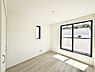 室内：F号棟  ■落ち着いた色合いのお部屋で穏やかな時間を楽しめます