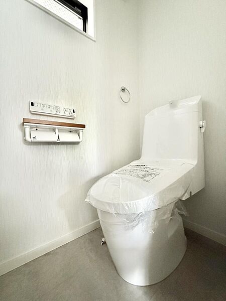 トイレを拡大表示