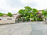 周辺：中学校 350m 八王子市立中山中学校