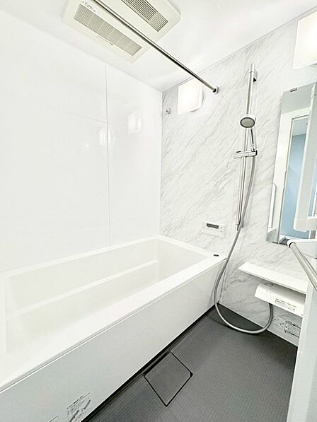 ■毎日使う場所だからこそ、清潔感溢れる空間