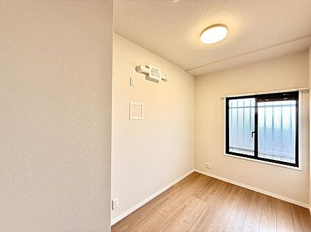 ■落ち着いた色合いのお部屋で穏やかな時間を楽しめます