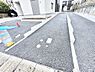 駐車場：2号棟  ■快適な駐車スペースで安心