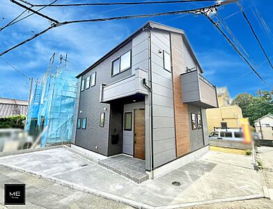 外観:1号棟 ■暮らしを彩る充実した設備仕様が備わった住まい 外観:1号棟 ■暮らしを彩る充実した設備仕様が備わった住まい