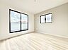 室内：1号棟  ■落ち着いた色合いのお部屋で穏やかな時間を楽しめます