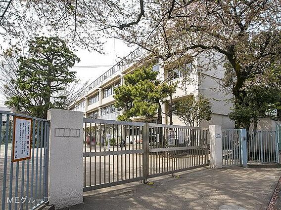 小学校 400...