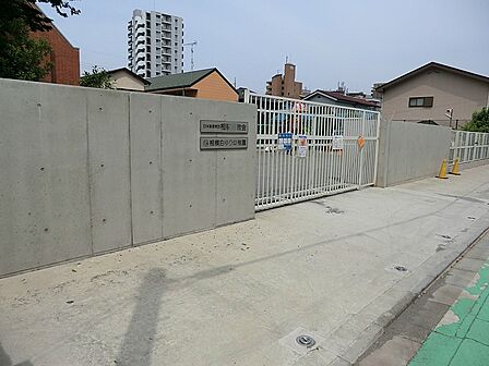 幼稚園・保育園 621m 相模白ゆり幼稚園