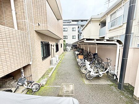 ■きちんと整備された駐輪場で、自転車の保管も安心です