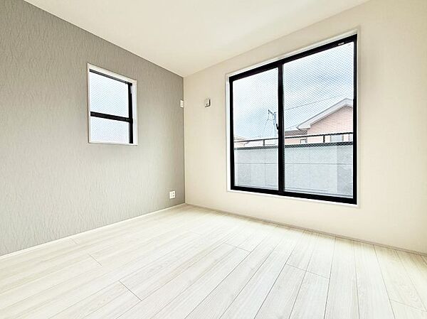 寝室を拡大表示