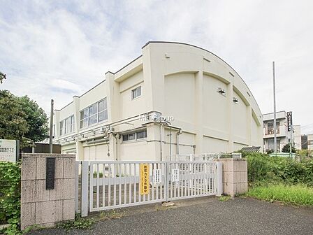 中学校 960m 稲城第一中学校