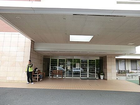 病院 800m 昭和医科大学 藤が丘病院