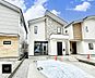 外観：2号棟  ■家族みんなが笑顔で過ごせる、安心感のある住まい