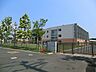 周辺：中学校 1600m 藤沢市立六会中学校