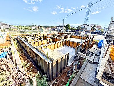 外観:7号棟 ■新しい暮らしが始まる場所で、家族の絆を深める 外観:7号棟 ■新しい暮らしが始まる場所で、家族の絆を深める