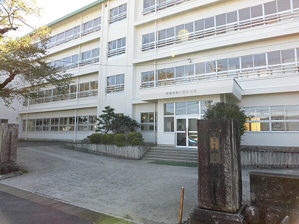 画像18:中津川市立西小学校（1765m）