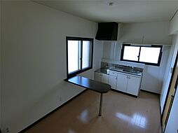 ＫＡＢＥホームズIII A 1階2DKのリビング/ダイニング