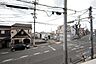 バルコニー：バルコニーからの眺め（南方向）です。目の前には野崎線が走っています。［2025年4月3日撮影］