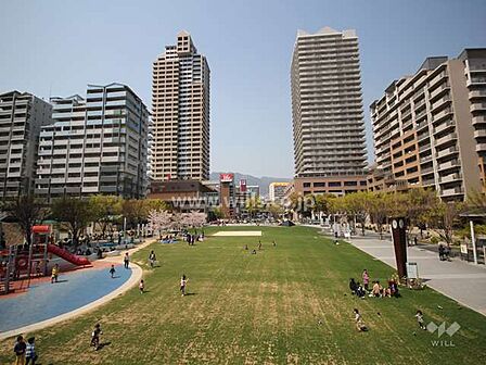 六甲道南公園の外観