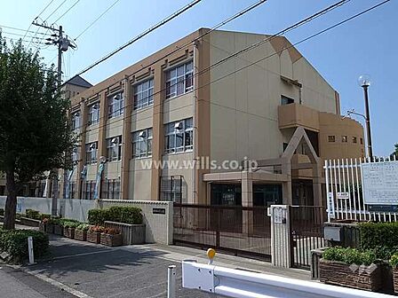 本山第三小学校[公立]の外観